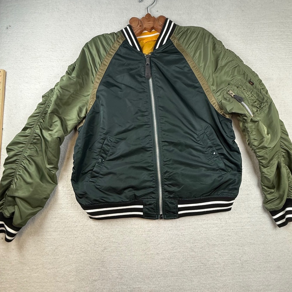 Alpha Industries MA-1 Bomber Flight Jacket XL Green Ruched Reversible Varsity
